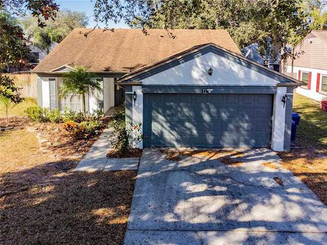 1621 Tailor Rd Lutz, FL 33559