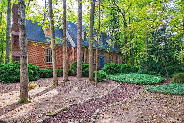 3704 Shadybrook Drive Raleigh, NC 27609