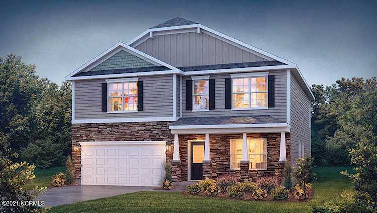 104 Featherstone Lane New Bern, NC 28562