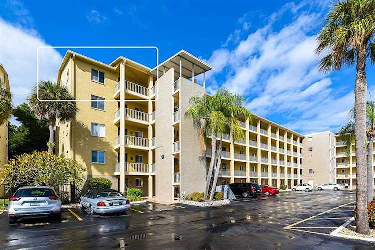 3740 Lake Bayshore Dr #K 501 Bradenton, FL 34205