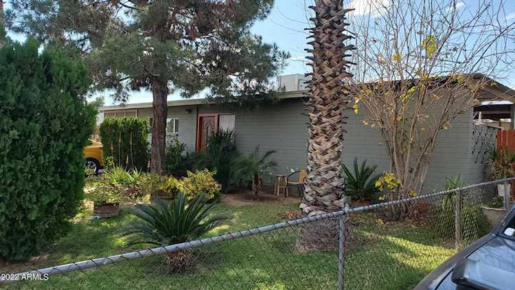 6002 N 65th Avenue Glendale, AZ 85301 | MLS 6345628 Photo 1