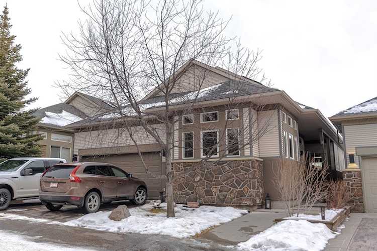 103 Crawford Dr Cochrane, AB T4C 2G6