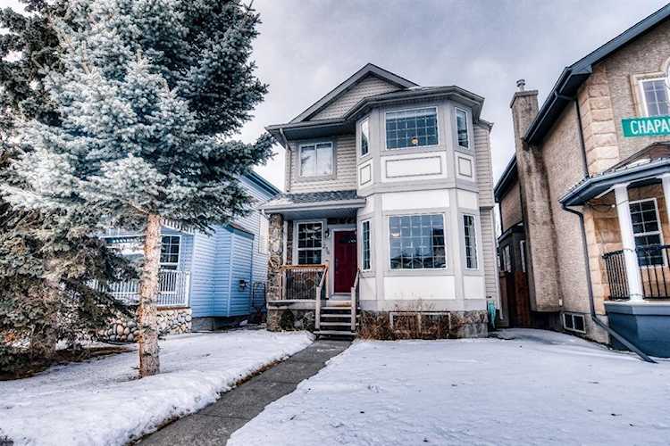 236 Chaparral Ridge Circle SE Calgary, AB T2X 3M6