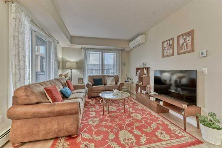 150 Auburn Meadows Manor SE #302 Calgary, AB T3M 2S6
