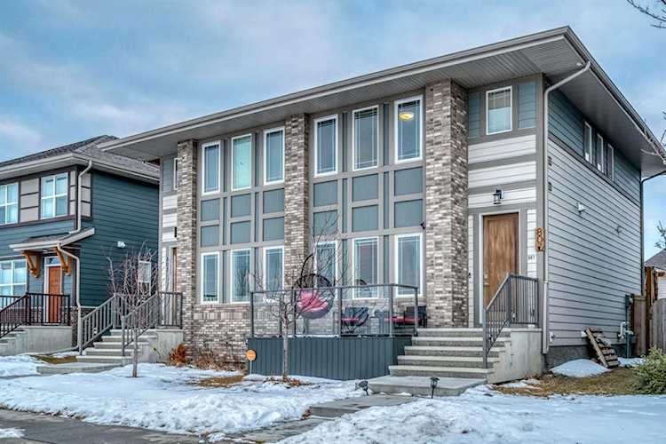 807 Mahogany Blvd SE Calgary, AB T3M 2G9