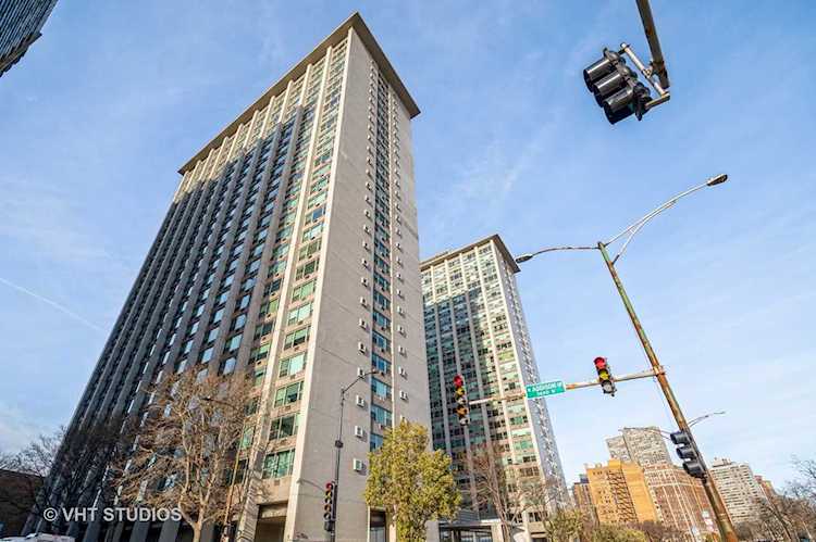 3600 N Lake Shore Dr #1205 Chicago, IL 60613