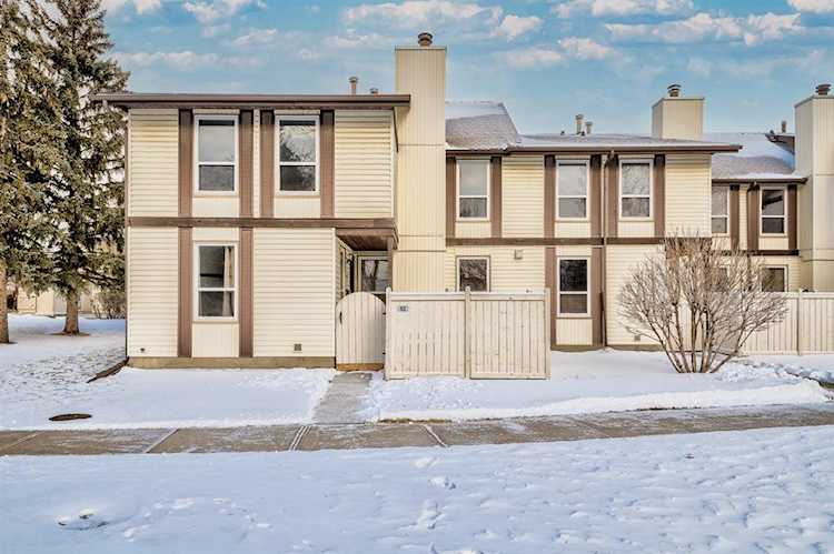 3200 60 St NE #50 Calgary, AB T1Y 4K8