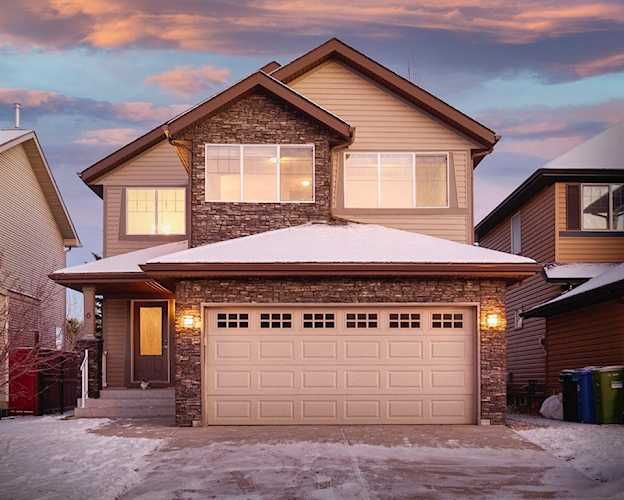 6 Cougarstone Crescent SW Calgary, AB T3H 4Z3