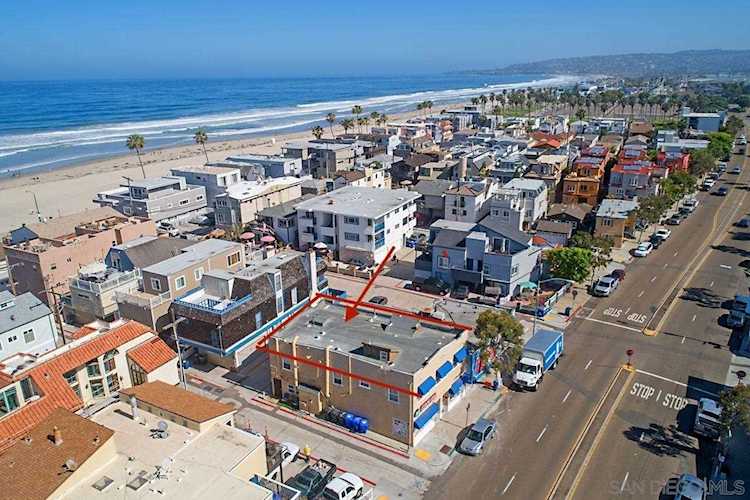 2886-2888 Mission Blvd San Diego, CA 92109