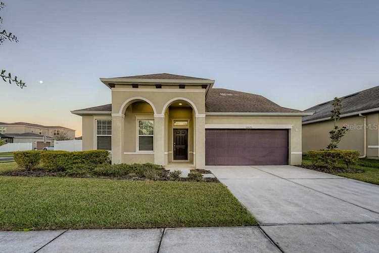 32625 Coldwater Creek LOOP Wesley Chapel, FL 33545