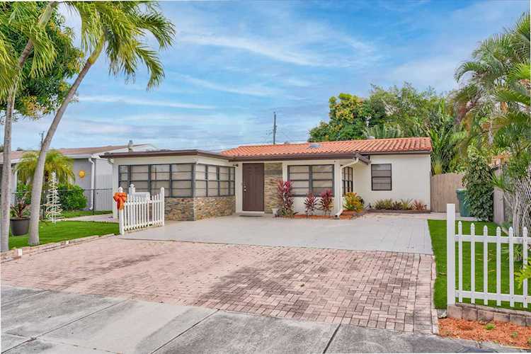 5256 NE 4th Avenue Oakland Park, FL 33334