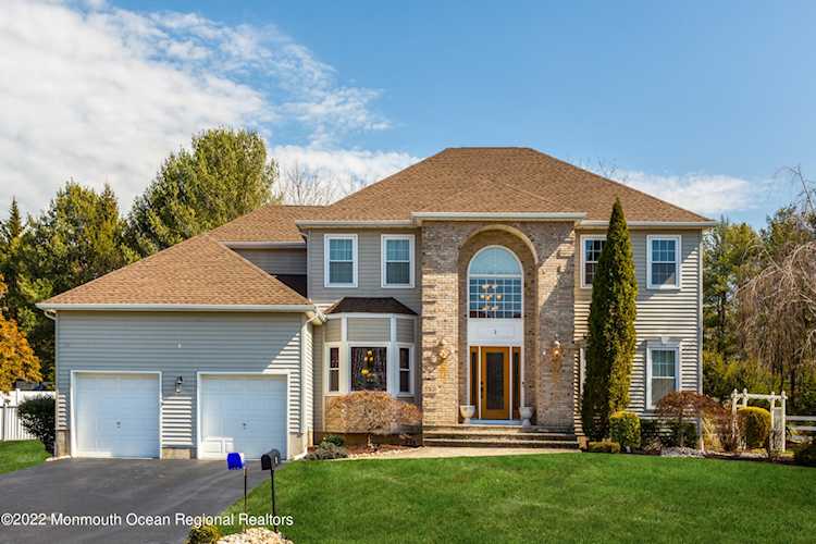 2 Johnny Dr Farmingdale, NJ 07727 | MLS 22201374 Photo 1