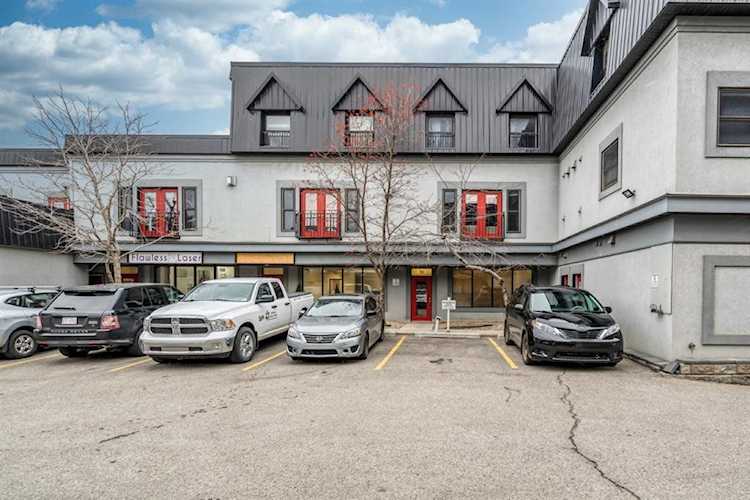 1922 9 Ave SE #10 Calgary, AB T2G 0V2