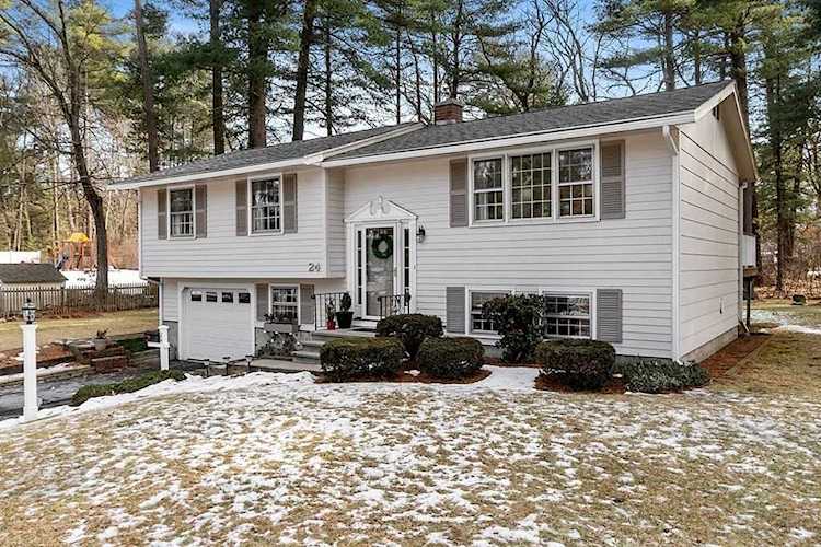 24 Porter Road Chelmsford, MA 01824 | MLS 72937106 Photo 1