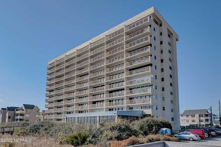 1403 S Lake Park Boulevard Carolina Beach, NC 28428 | MLS 100309603 Photo 1