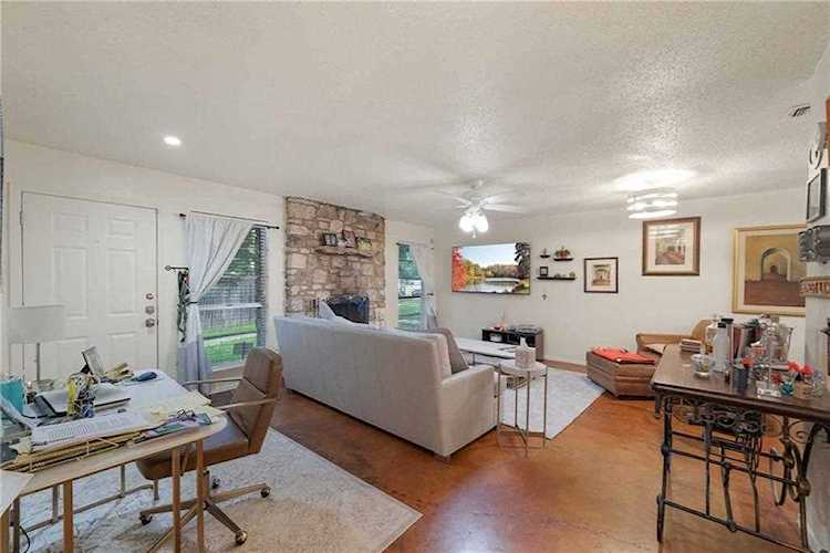 700 Castle Ridge RD #D Austin, TX 78746