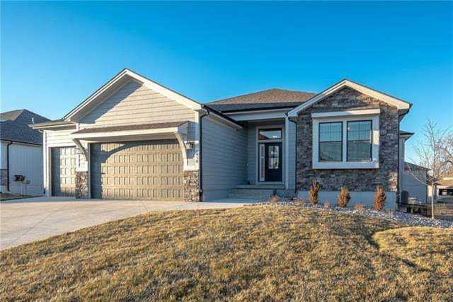 1610 SW Blackstone Place, Lee's Summit, MO 64082 | home for sale Photo 1