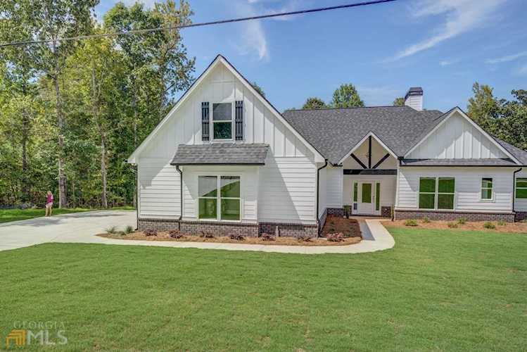 113 Marina Circle Jackson, GA 30233