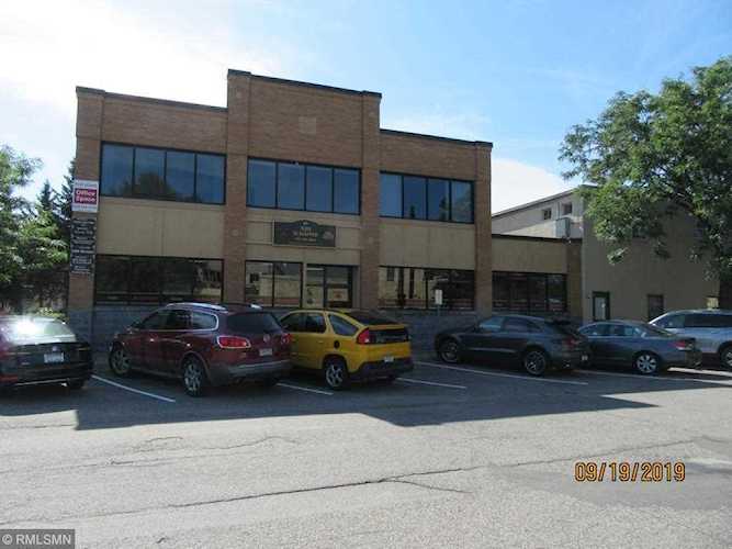 112 E 5th Street #100 Chaska, MN 55318