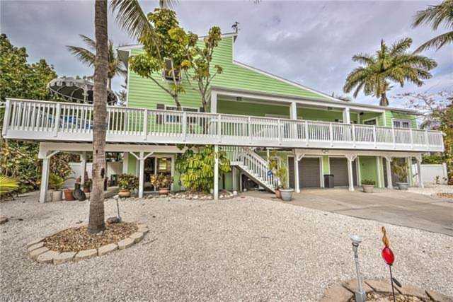 5690 Marimin Dr Bonita Springs, FL 34134