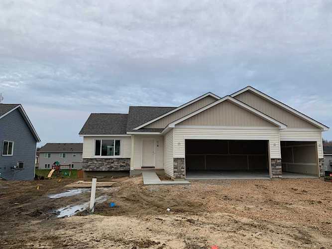 1506 English Ave NW New Prague, MN 56071 | MLS 6148361 Photo 1