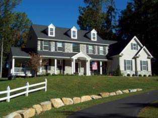 2620 Long Ridge Dr Hellertown, PA 18055