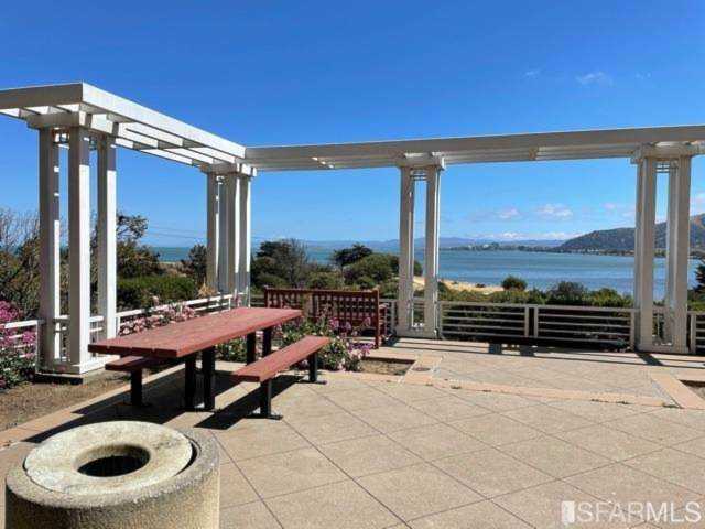 401 Crescent Court #4102 San Francisco, CA 94134