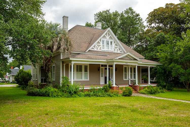 114 W Park Avenue Valdosta, GA 31602 MLS 125875