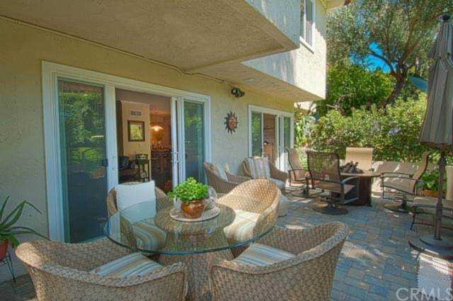 304 Otero Newport Beach, CA 92660 | MLS LG13134599 Photo 1