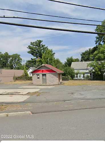 15 Northern Dr Troy, NY 12182 | MLS 202211723 Photo 1