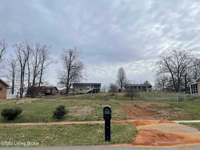 173 Kentucky Cir Radcliff, KY 40160 | MLS 1603897 Photo 1