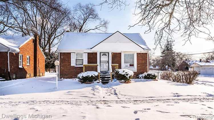 Metro Detroit House Finder | Dwellings Michigan Real Estate Photo 1