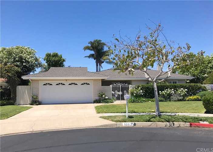 1863 Bonaire Way #Y Newport Beach, CA 92660 | MLS OC17138089 Photo 1