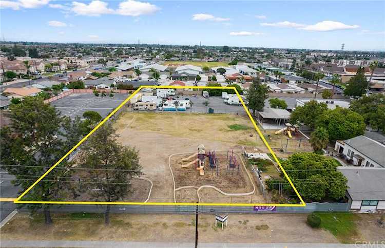 13552 Goldenwest St Westminster, CA 92683