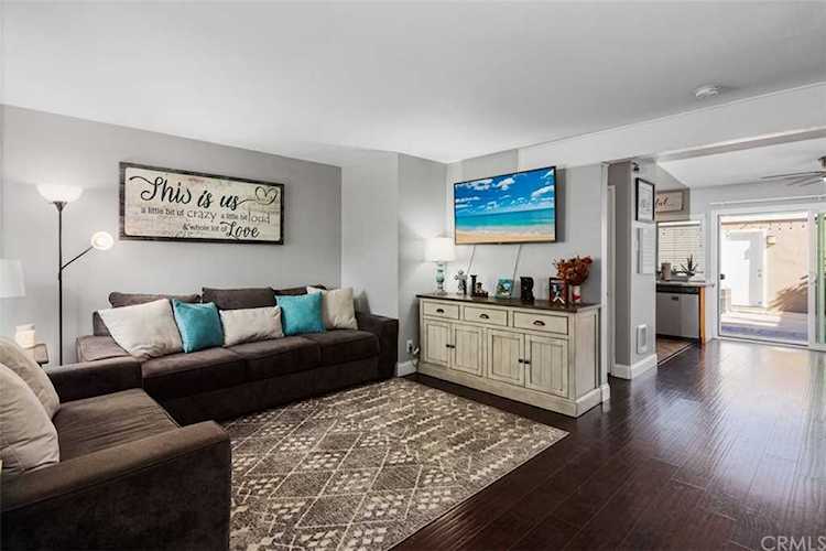11105 Trojan Way Stanton, CA 90680 | MLS PW22025841 Photo 1