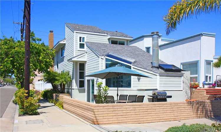 601 13th St Huntington Beach, CA 92648 | MLS OC18069749 Photo 1