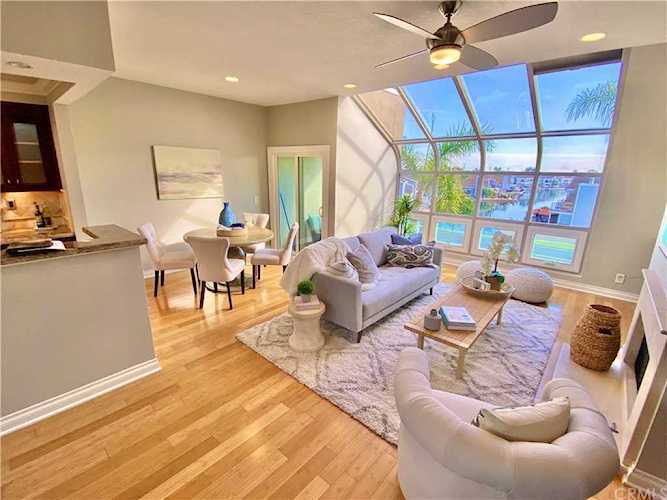 16067 Surprise Ln Huntington Beach, CA 92649 | MLS NP22008867 Photo 1
