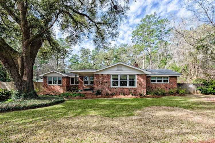 2902 Terry Rd Tallahassee, FL 32312 in Wellswood Photo 1