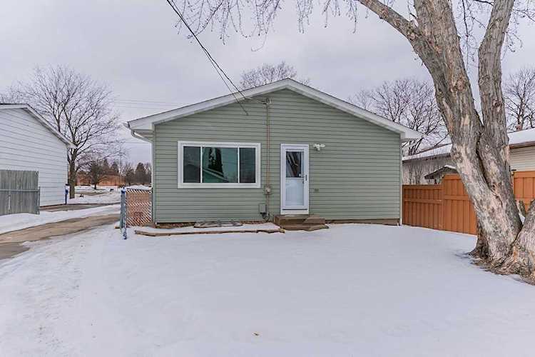 Saint Paul Como | MLS 6153936 | 930 Larpenteur Avenue W | Zip Code 55113 Photo 1