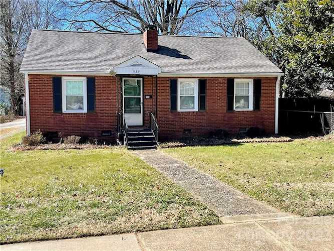 1008 36th St Charlotte, NC 28205