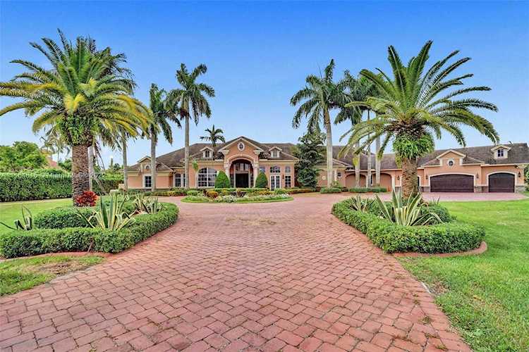 6225 Stallion Way Southwest Ranches, FL 33330