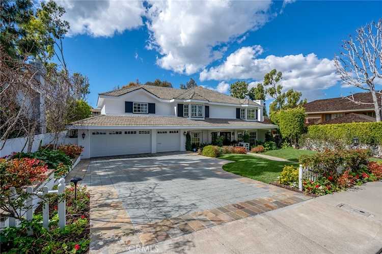 5 Royal Saint George Rd Newport Beach, CA 92660