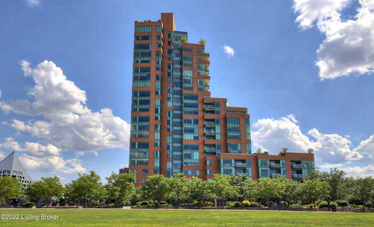 222 E Witherspoon St #405 Louisville, KY 40202