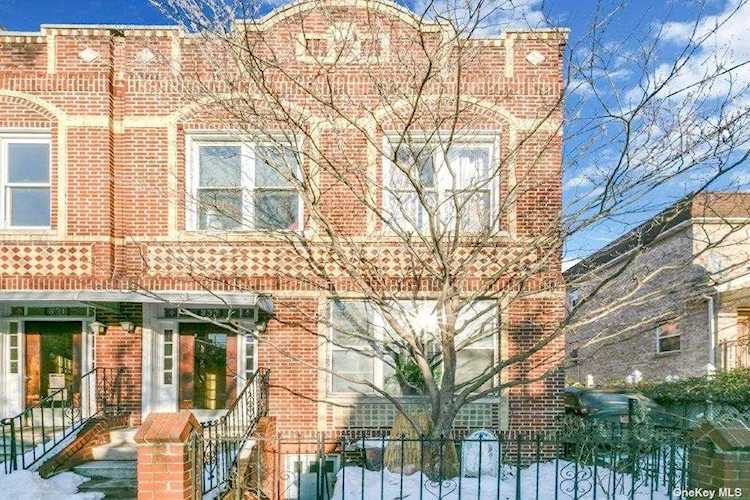 833 Cleveland Street East New York, NY 11208 | MLS 3372489 Photo 1