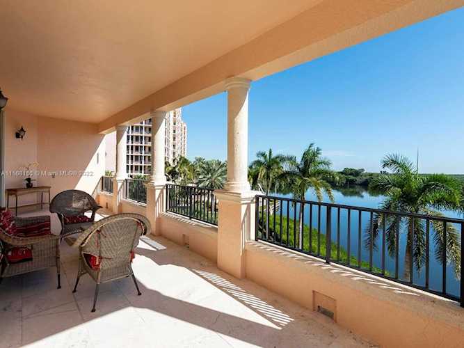 13635 Deering Bay Dr #233 Coral Gables, FL 33158