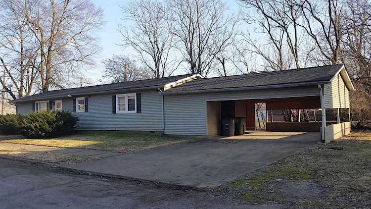 2501 S Rotherwood Avenue Evansville, IN 47714