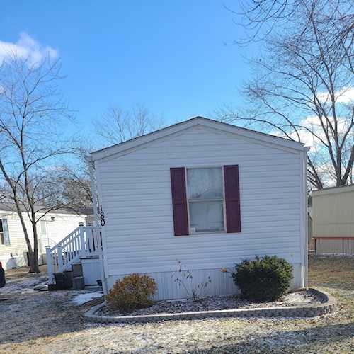 For Sale: $20,000 A home for sale for sale at 180 Walnut Boulevard Lewis Center, OH 43035 - Delaware. MLS 222005667 - 3 bedroom, 1 bath singlewide manufactured home located at Worthington Arms Mobile Home park. Tons... Photo 1