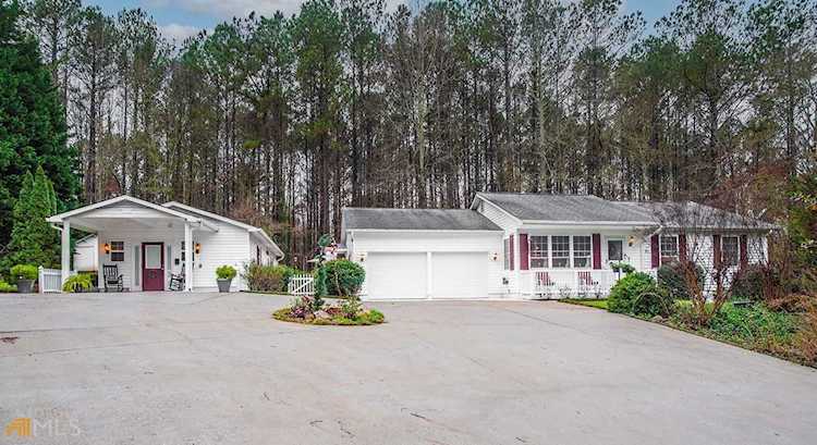 1040 Lakewood Lane Madison, GA 30650 | MLS 20010136 Photo 1