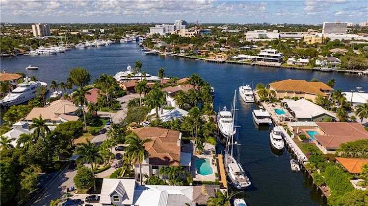 616 3rd Key Dr Fort Lauderdale, FL 33304