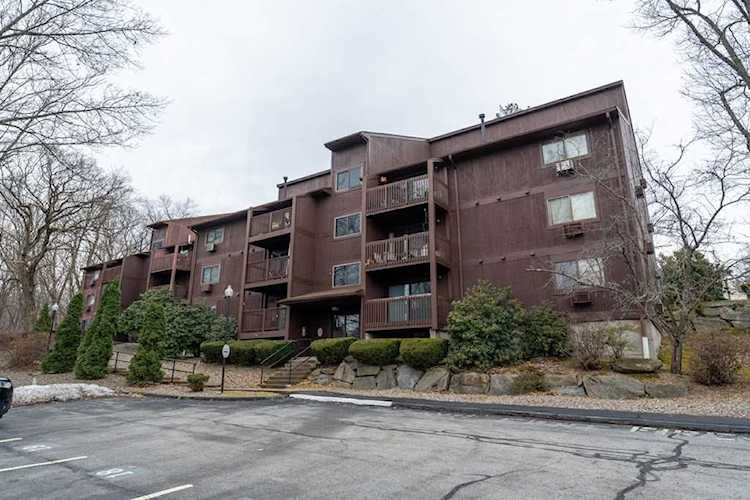 340 Sunderland Rd #9 Worcester, MA 01604 | MLS 72954506 Photo 1